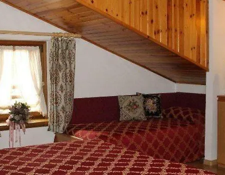 فندق Italia 3*